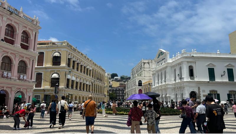 香港マカオ セナド広場、仁慈堂