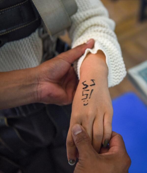 マカオタワー　バンジー　体重測定